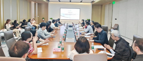 “党建赋能 益企向新”南湾街道跨境电商行业座谈会在康利城举行